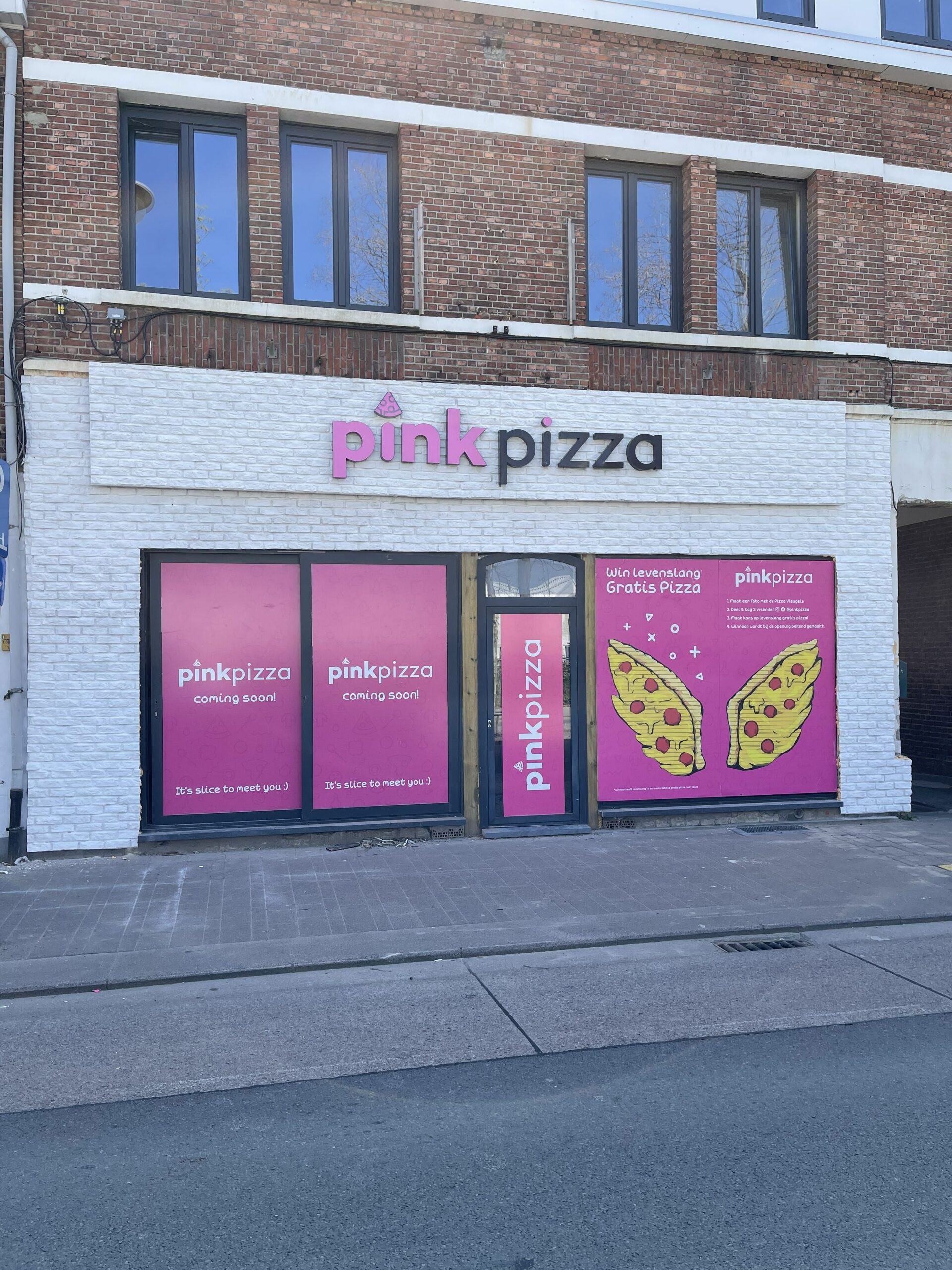 Pink Pizza Genk & Hasselt - Reclameplan